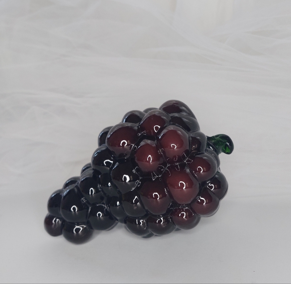 Purple Grapes Glass Art Figurine Fruit Bowl Filler